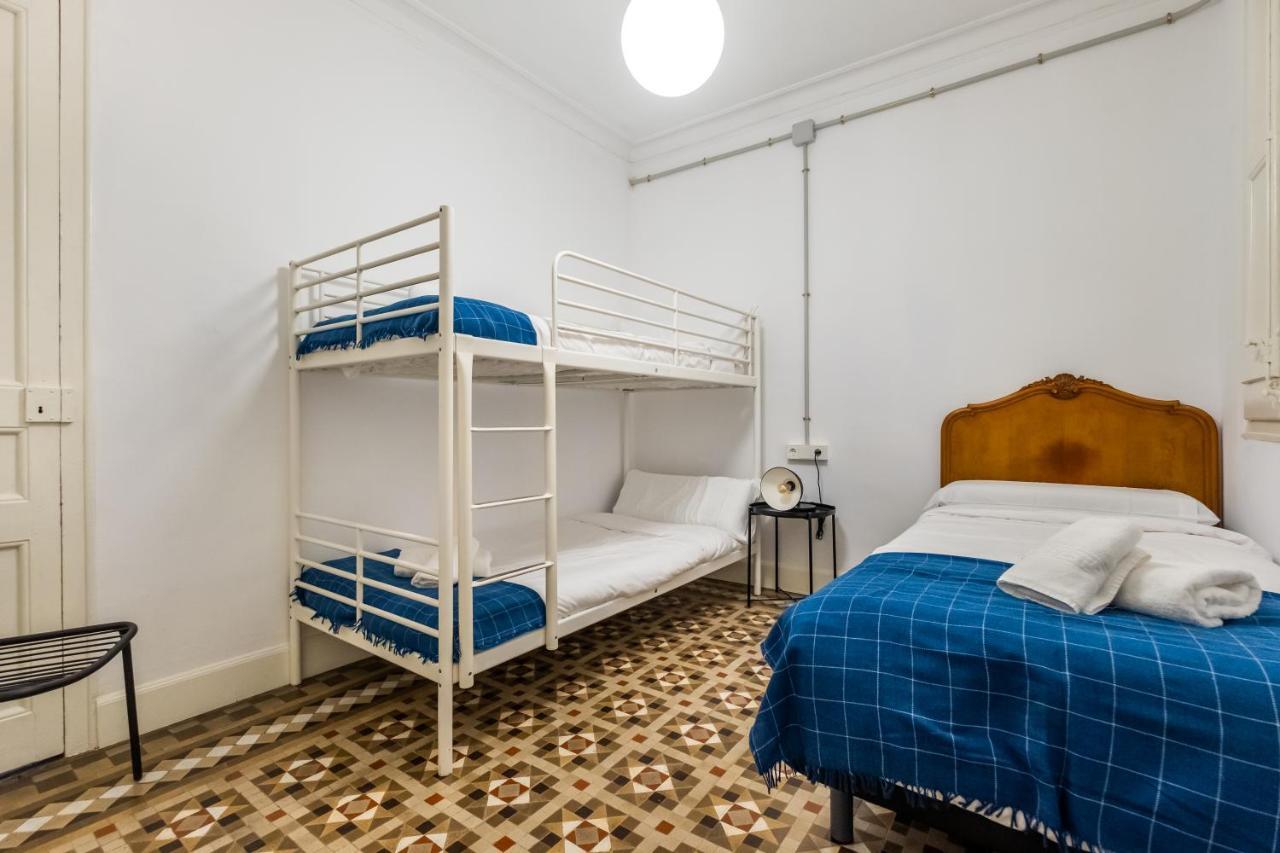 B42 - Modernist Apartment For Large Groups In Eixample Barselona Dış mekan fotoğraf