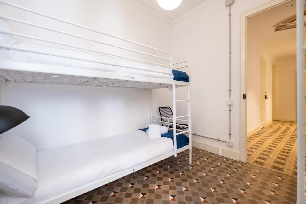 B42 - Modernist Apartment For Large Groups In Eixample Barselona Dış mekan fotoğraf