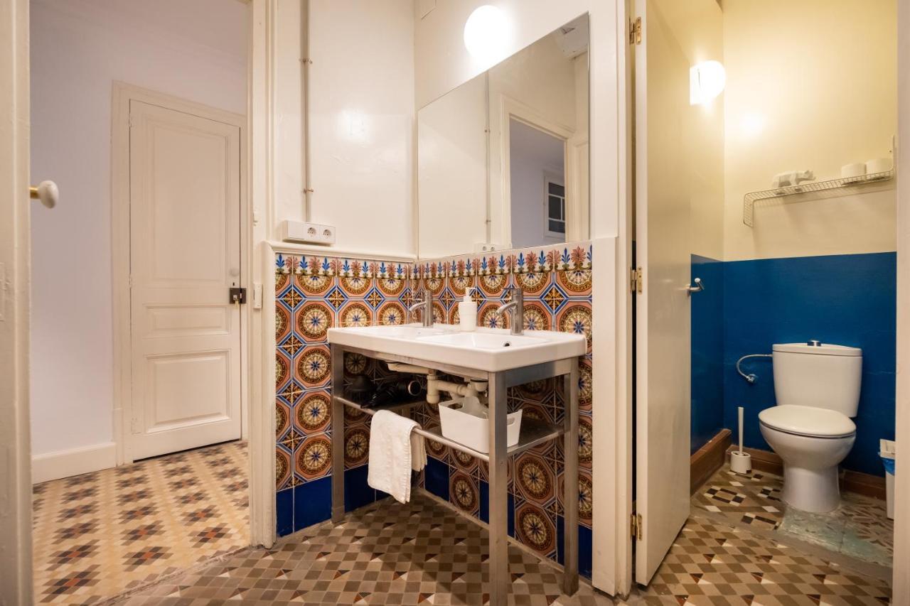B42 - Modernist Apartment For Large Groups In Eixample Barselona Dış mekan fotoğraf