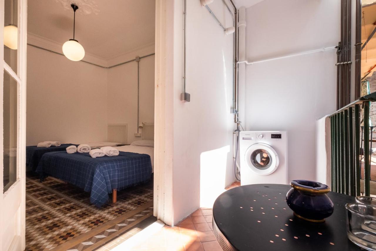 B42 - Modernist Apartment For Large Groups In Eixample Barselona Dış mekan fotoğraf